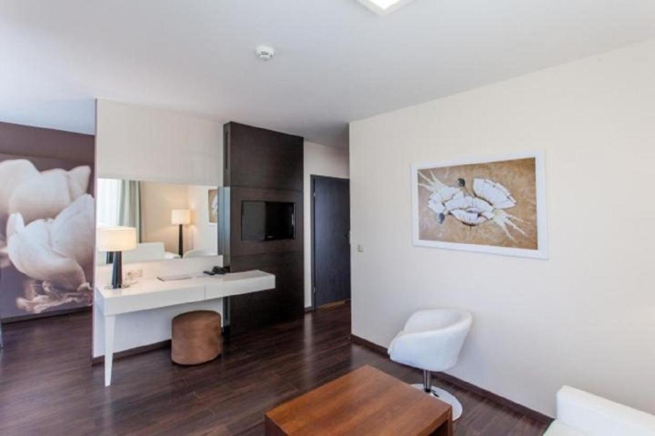 Apartament 241Lux W Diva โควอบเซก ภายนอก รูปภาพ